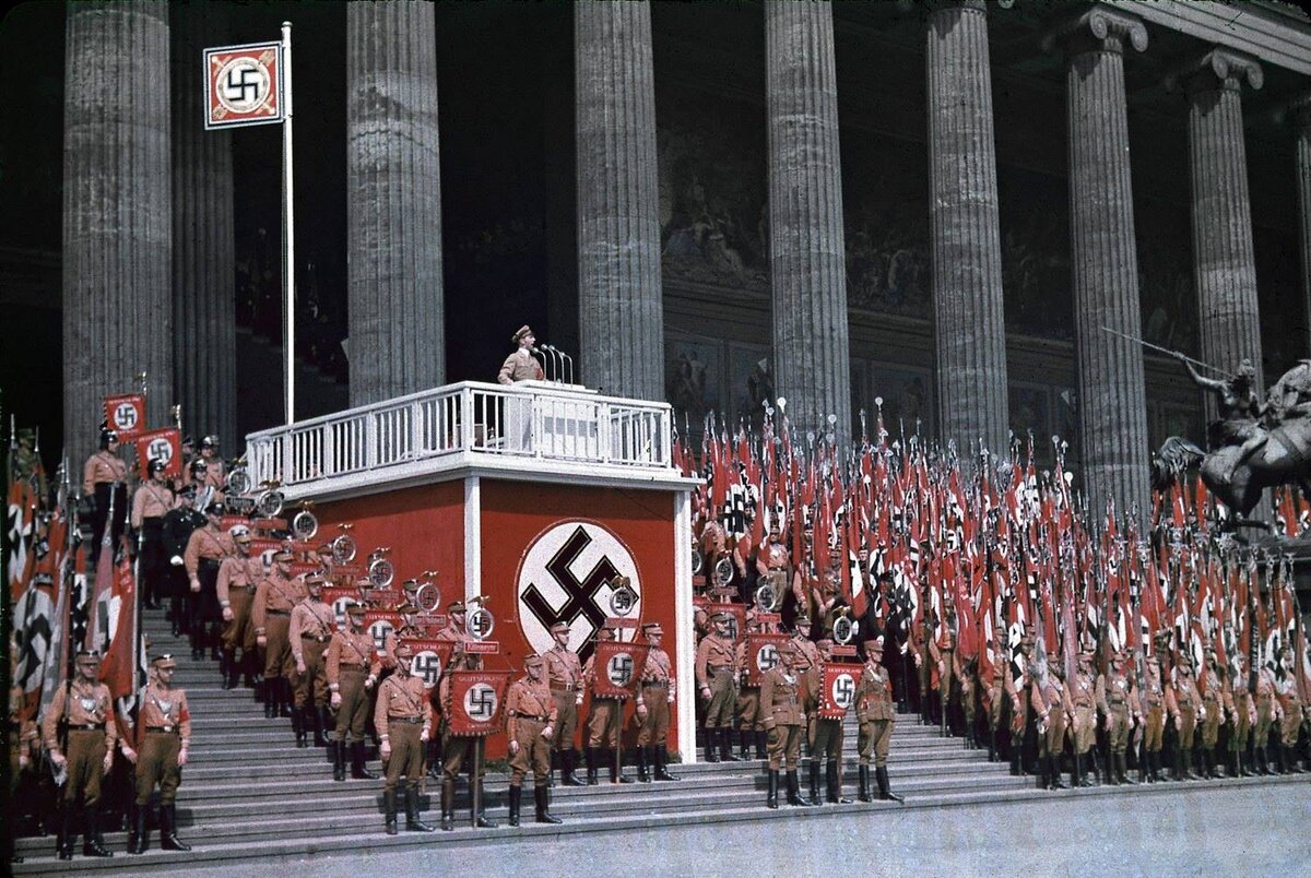 Йозеф Геббельс обращается к народу, 1938 г.